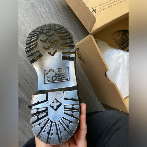 1460 WOMEN'S FAUX FUR LINED LACE UP BOOTS - Serena Doc Martens - size 5 - Picture 5 of 6